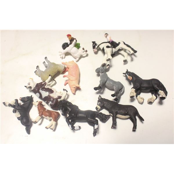 ESTATE PAPO TOY FIGURES