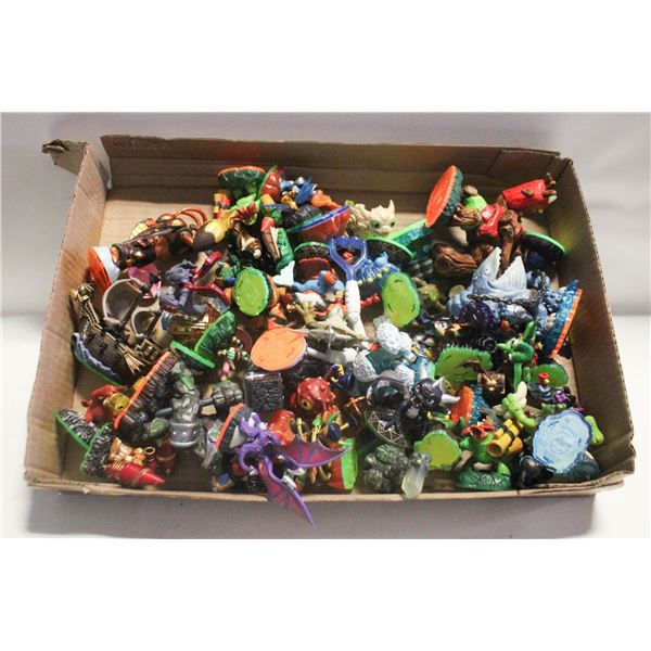 SKYLANDERS LOT