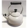 Image 1 : ESTATE LE CREUSET WATER KETTLE