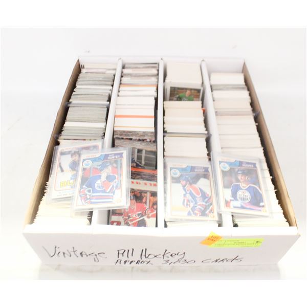 LARGE LOT OF ESTATE HOCKEY CARDS