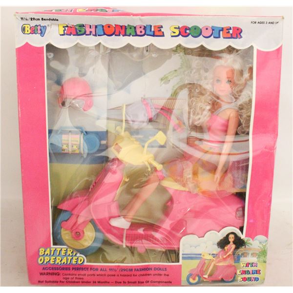 VINTAGE(NEW IN BOX) LONDON DRUG'S BETTY