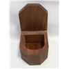 Image 1 : VINTAGE WOOD TRINKET BOX
