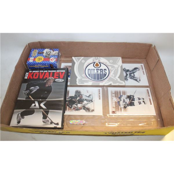 FLAT OF COLLECTORS SPORTS MEMORBILIA & SPORTS