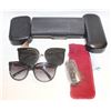 Image 1 : FLAT WITH VARIOUS SUNGLASSES,