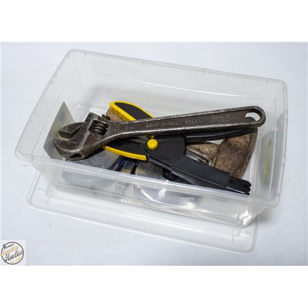 LOT OF VARIOUS TOOLS
