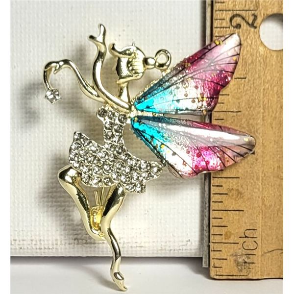 9) GOLD TONE WITH CLEAR CRYSTALS AND