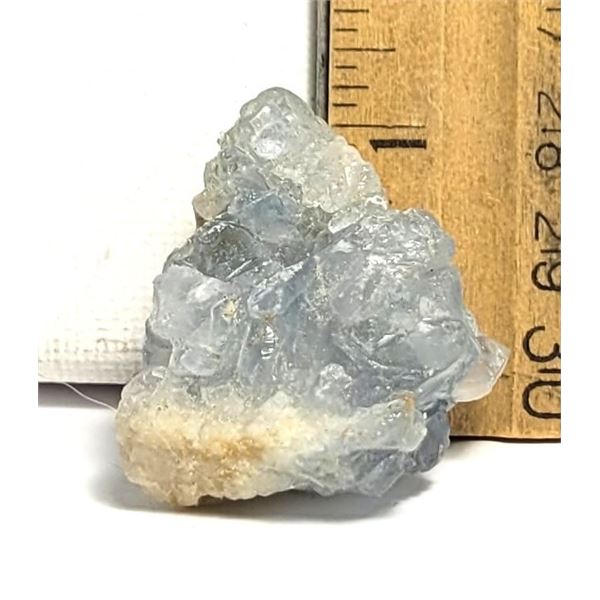 3) NATURAL 30.4 GRAM BLUE CRYSTAL