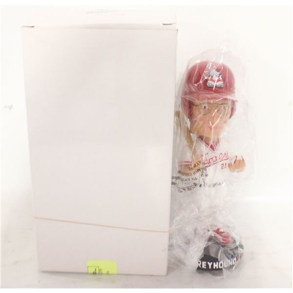 2 VINTAGE SPORTS BOBBLE HEADS TOGETHER-ESTATE
