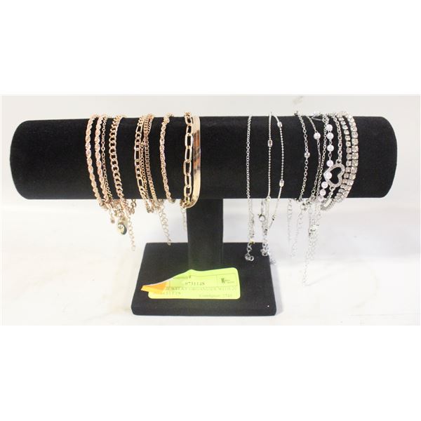NEW JEWELRY ORGANIZER WITH 20 BRACELETS