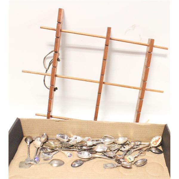 VINTAGE 30+ COLLECTOR SPOONS+SPOON RACK