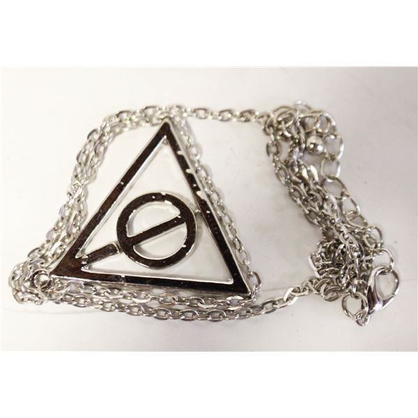 HARRY POTTER NECKLACE PENDANT IN GIFT BAG
