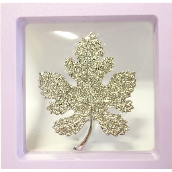 NEW MAPLE LEAF RHINESTONE ENCRUSTED BROOCH