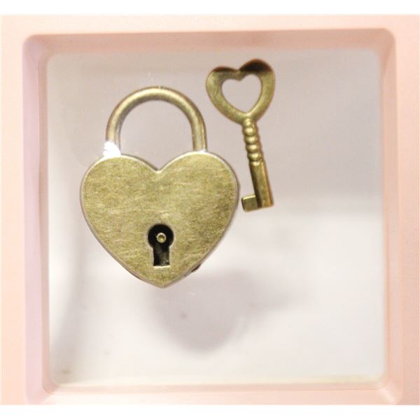 NEW BRASS HEART LOCK AND KEY 1.2’’X0.98’’