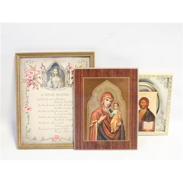 VINTAGE RELIGIOUS ITEMS ASSORTED