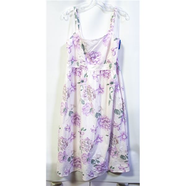 WELL WORN WOMENS LARGE SUMMER DRESS