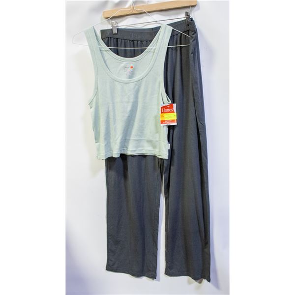 NEW- HANES XL WOMEN’S WORK OUT TOP+PANTS