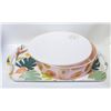 Image 1 : PLASTIC SERVINGWARE- BOX LOT ASSORTED