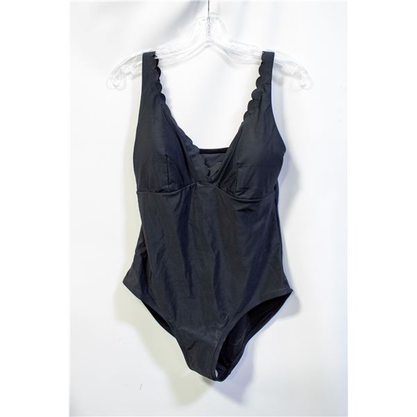 NEW ROOTS WOMENS 1 PIECE SWIMSUIT BLACK SIZE 12