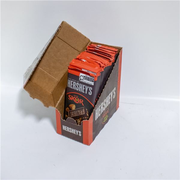 CASE WITH 14 90G SKOR BARS WITH ALMONDS AND TOFFEE