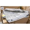 Image 1 : WYATT & ASH MACHINE WASHABLE AREA RUG - 6 X 9'