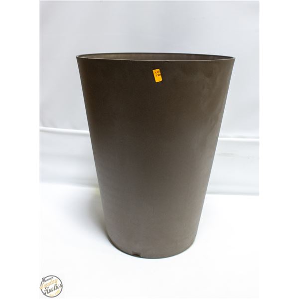 GROSFILLEX TOKYO GARDEN PLANTER - BROWN 16"