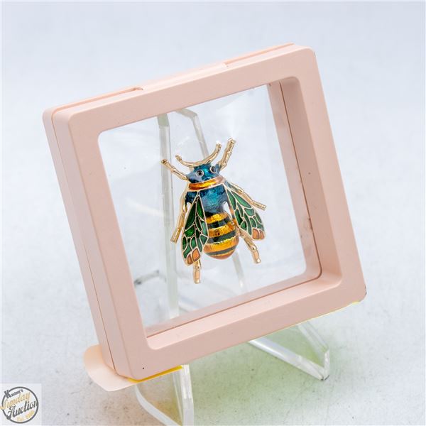NEW BEE BROOCH TEAL & GOLDTONED