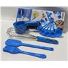 Image 1 : NEW 14 PIECE PILLSBURY BAKING TOOL SET