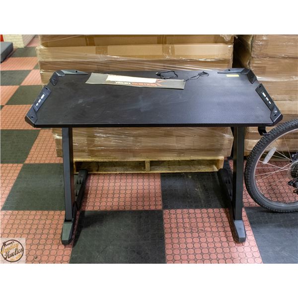 CARBON FIBRE GAMING DESK BLACK UNASSEMBLED IN BOX
