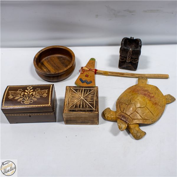 WOOD BOXES & WOOD ORNAMENTS LOT