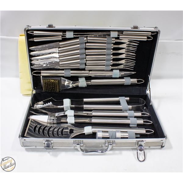 CAMPING CUTLERY SET IN CASE