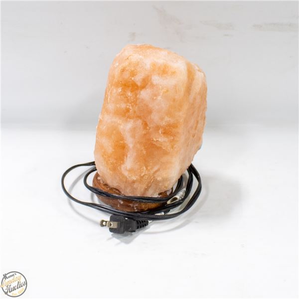 HIMALAYAN SALT LAMP