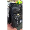Image 1 : GRIT GOLF TOWER STANDING BAG BLACK