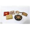 Image 1 : VINTAGE PURSE LOT