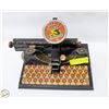 Image 1 : ANTIQUE METAL TOY TYPEWRITER MAR DE-LUXE DIAL