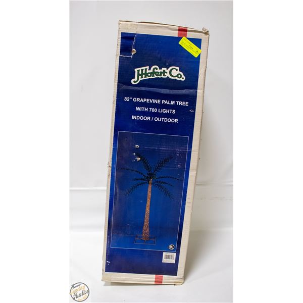 NIB - 82" GRAPEVINE PALM TREE WITH 700 LIGHTS