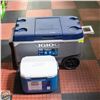 Image 1 : PAIR OF COOLERS IGLOO+COLEMAN LARGE +
