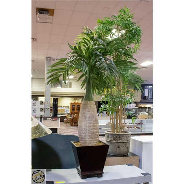 FAUX 4' BOTTLE PALM TREE IN SQUARE PLATER