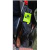 Image 1 : CAMP CHAIR & COOLER