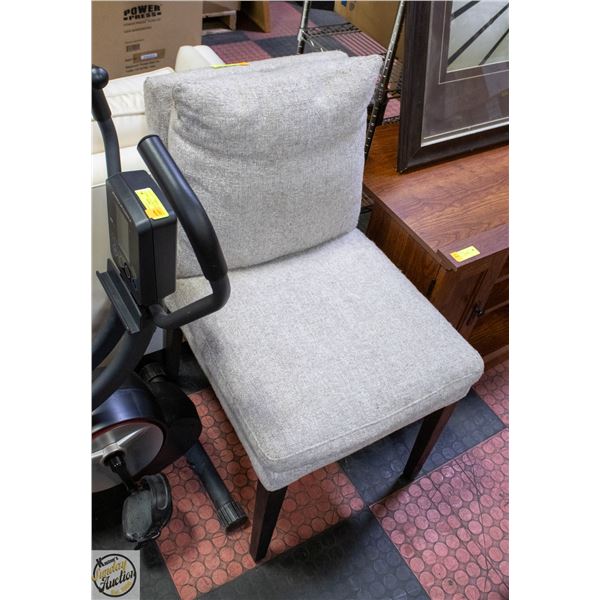 MODERN FABRIC ACCENT CHAIR