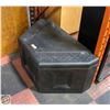 Image 1 : DEEZEE POLY TRIANGLE TRAILER BOX (36" X 18.75” X