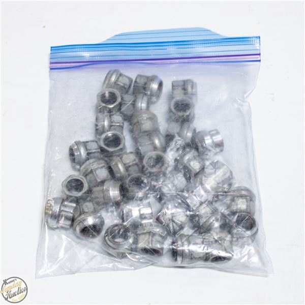 32 - 9X16-18 CHROME WHEEL NUTS + SOCKET