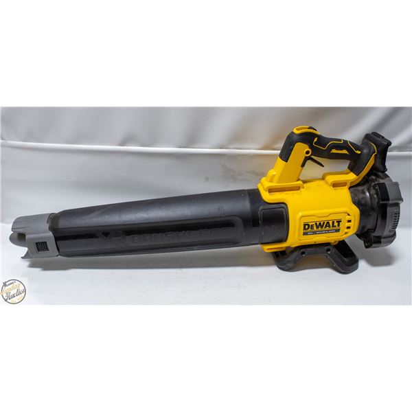 DEWALT BLOWER