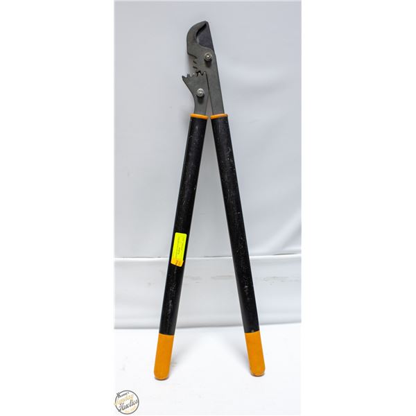 FISKARS LONG PRUNER SNIPS