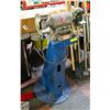 Image 1 : WISSOTA COMMERCIAL BENCH GRINDER ON METAL STAND