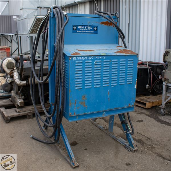 30 PLUG 20-50 AMP BREAKER BOX