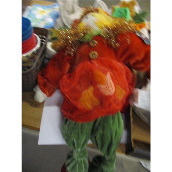BOX C/W BLANKET, OVEN MITTS, STUFFED TOYS, FALL ANGEL ORNAMENT, BASKETS, ETC