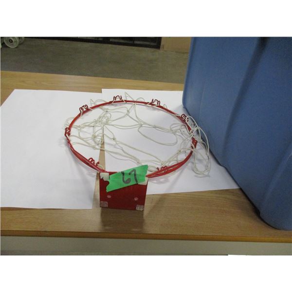 ESTATE:  TOTE & LID C/W BASKETBALL HOOP