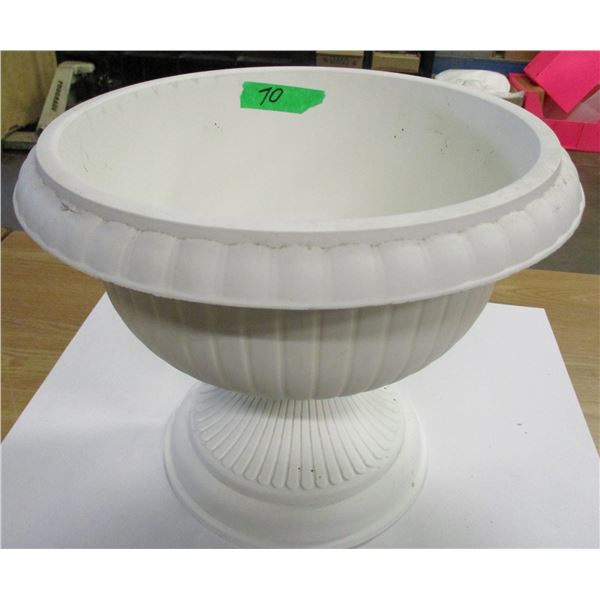 ESTATE:  12" PLANT POT (WHITE)