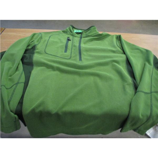 ESTATE:  FLEECE SWEATER (SIZE XL)