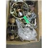 Image 5 : DOOR HARDWARE - 3 TRAYS